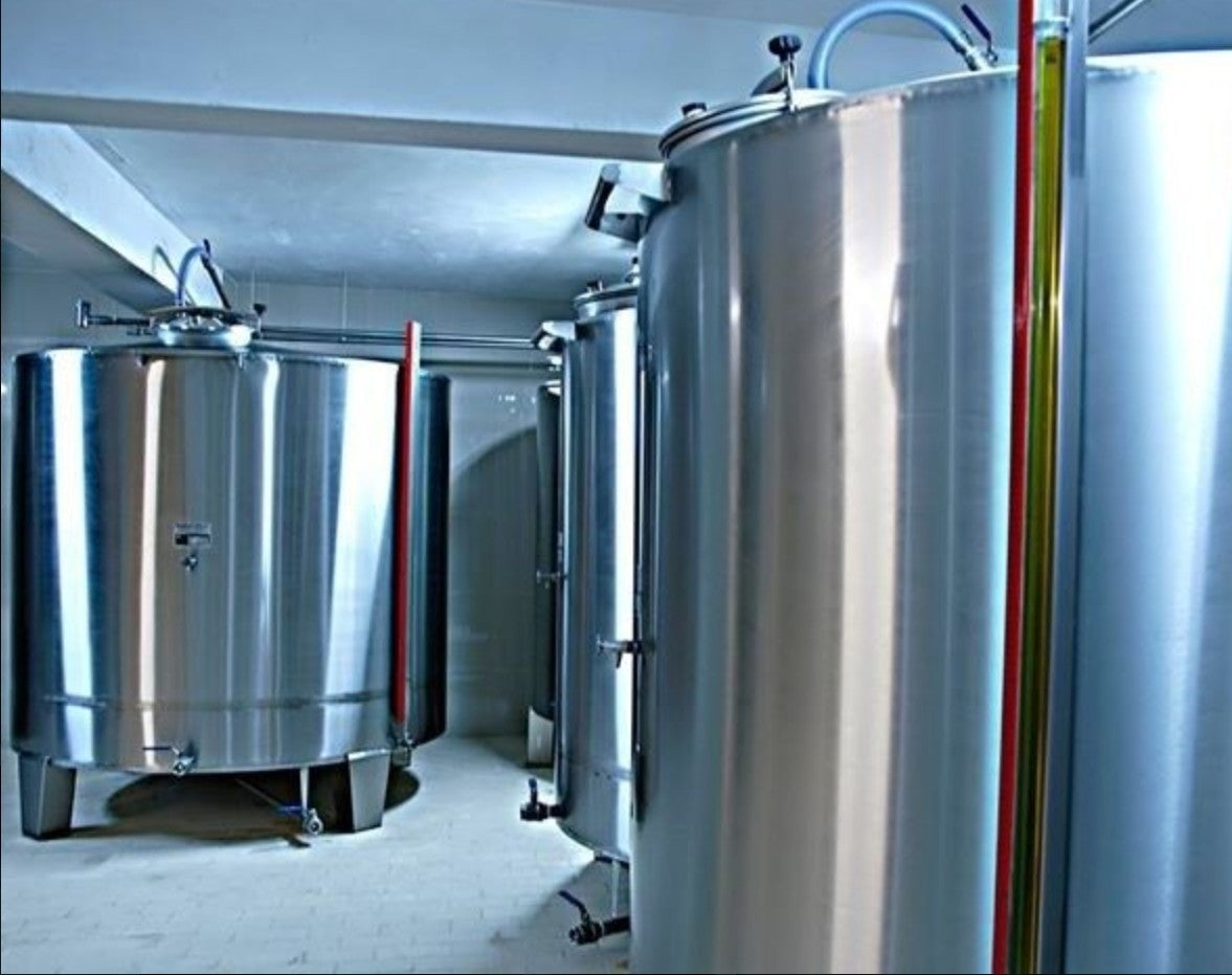 What is the best type of container for olive oil?